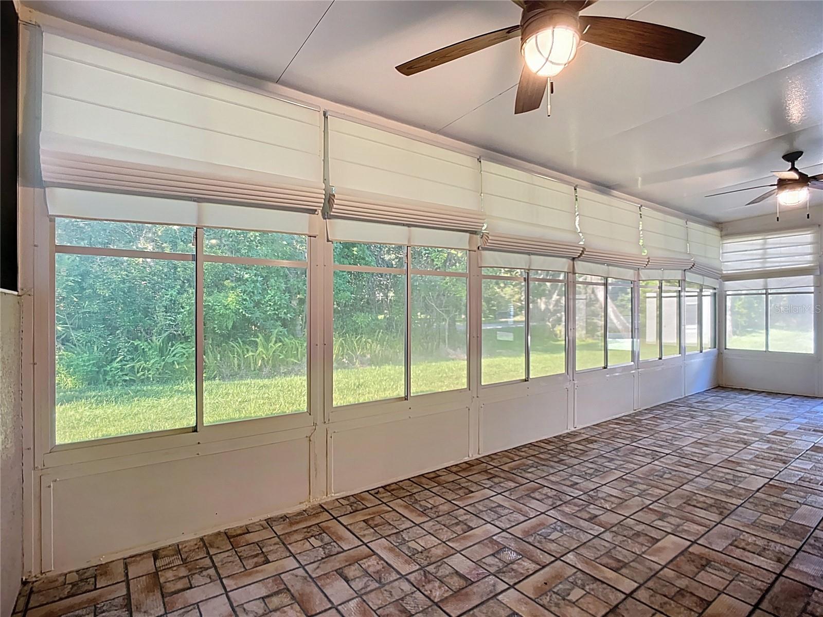 Image 41 of 52 For 15733 Phoebepark Avenue