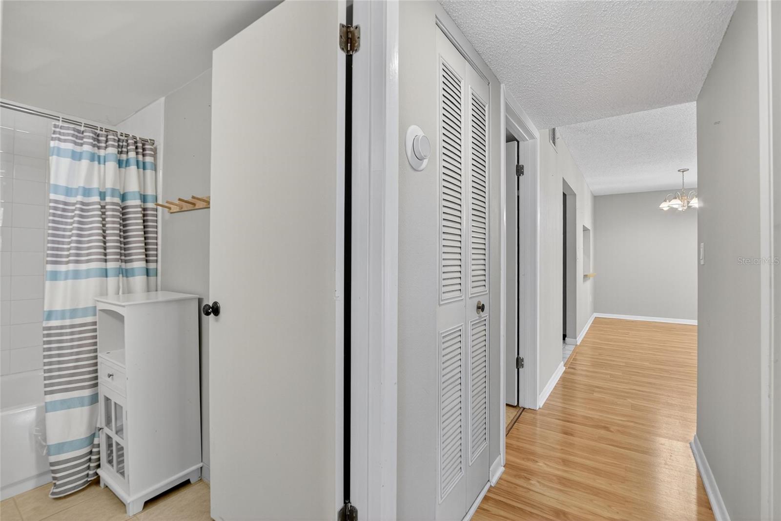Image 17 of 59 For 1225 Pine Ridge Circle W A2