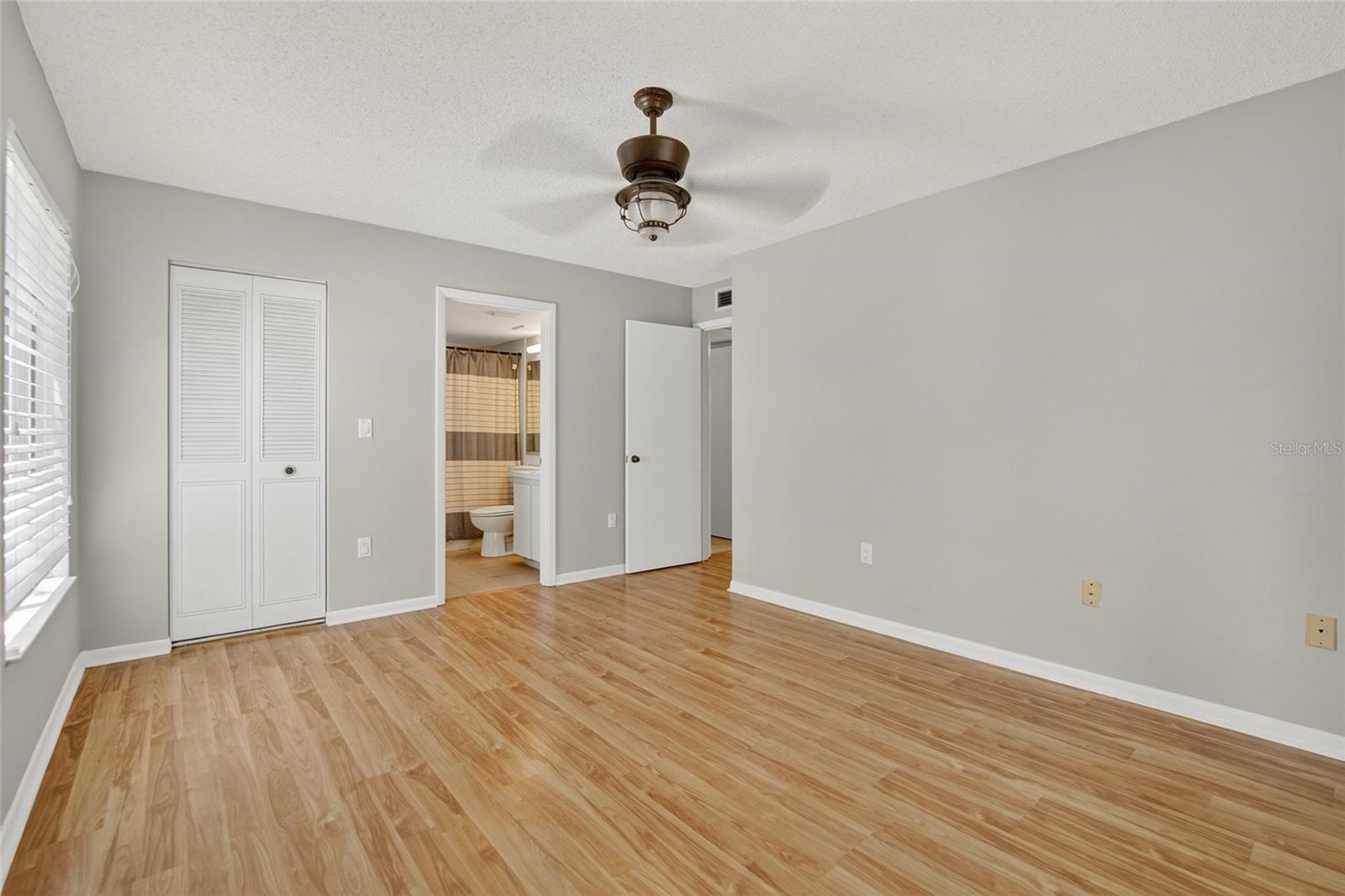 Image 24 of 59 For 1225 Pine Ridge Circle W A2