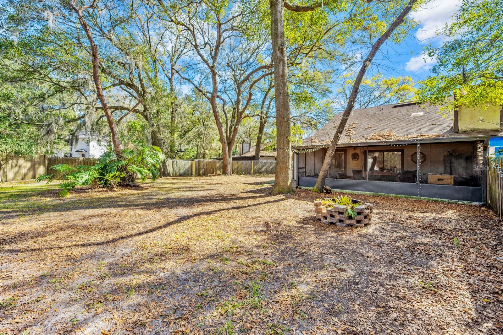 Image 23 of 25 For 2192 Derringer Cir W