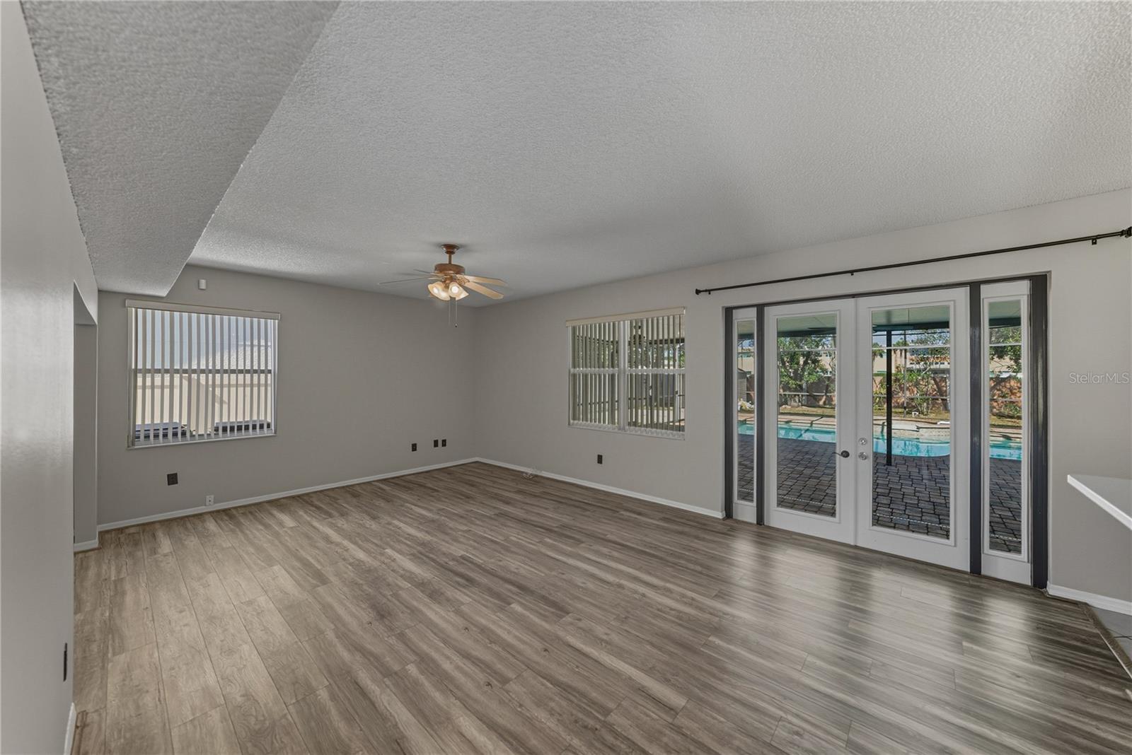 Image 21 of 71 For 1751 Split Fork Drive