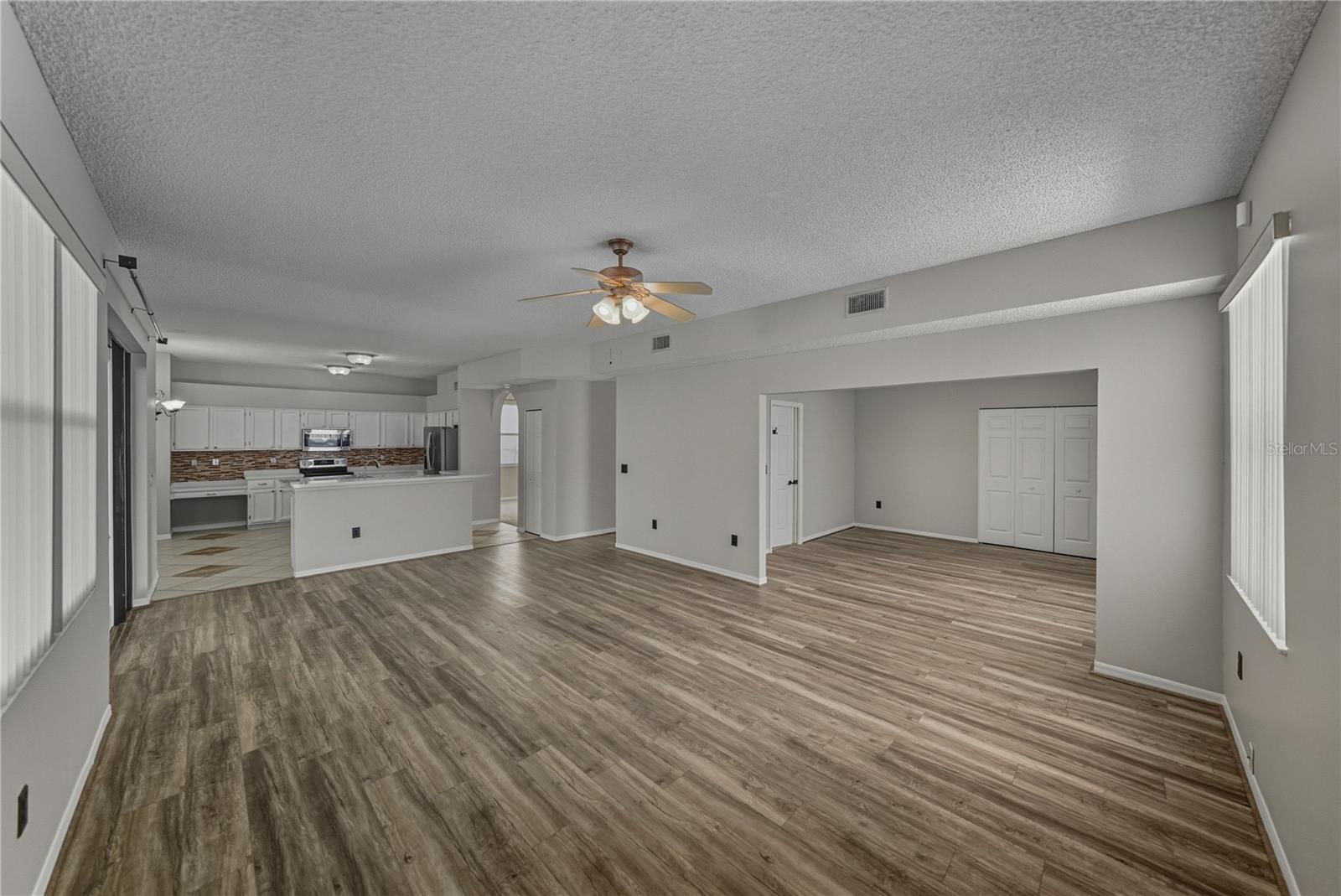 Image 23 of 71 For 1751 Split Fork Drive