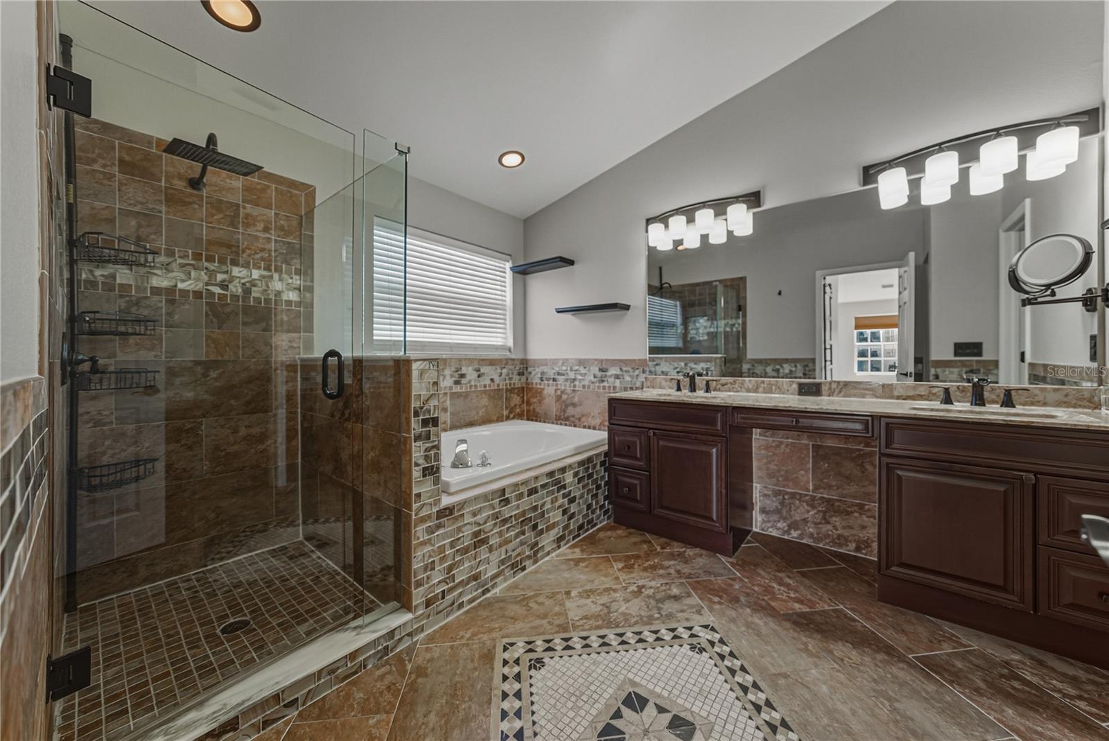 Image 41 of 71 For 1751 Split Fork Drive