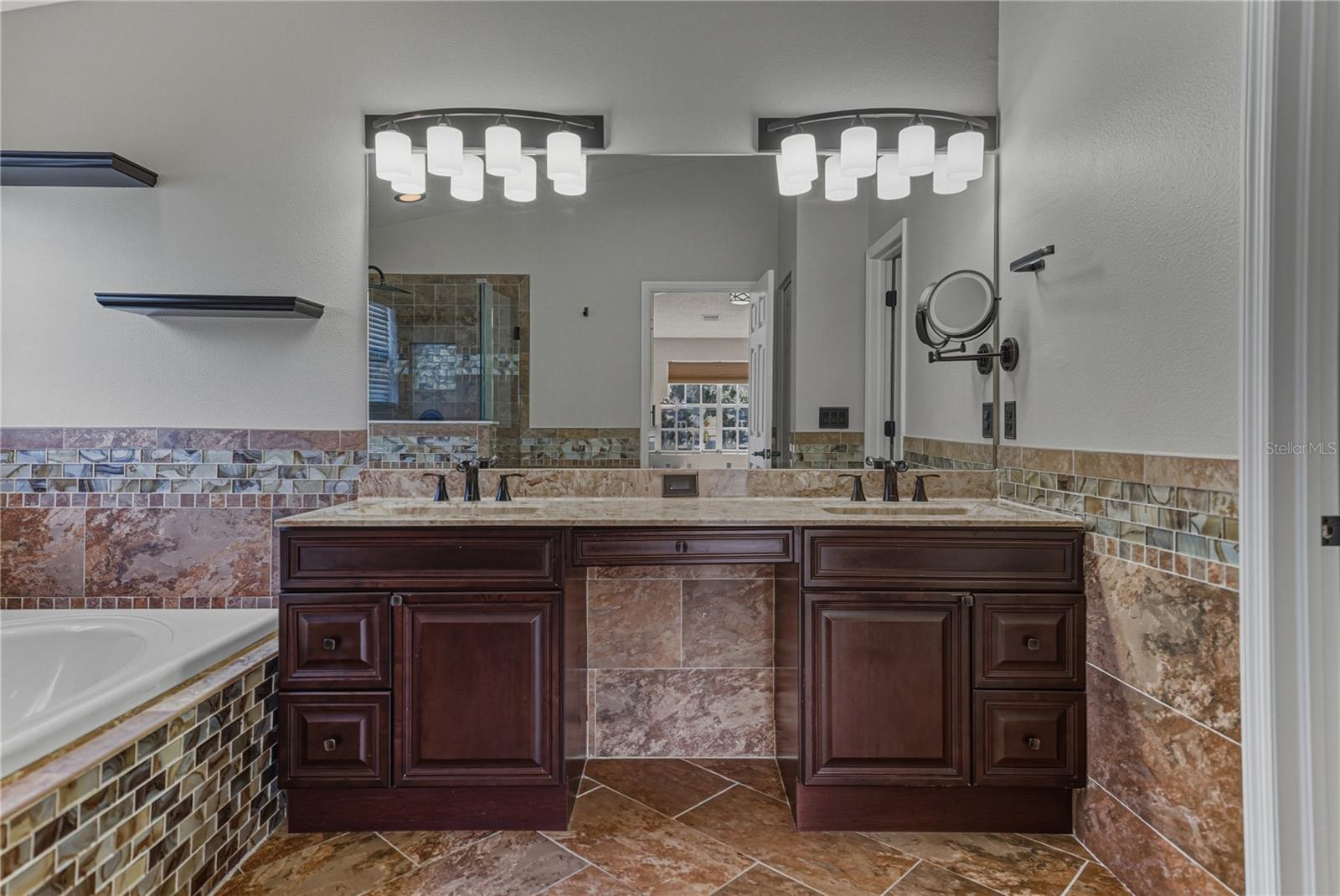 Image 42 of 71 For 1751 Split Fork Drive