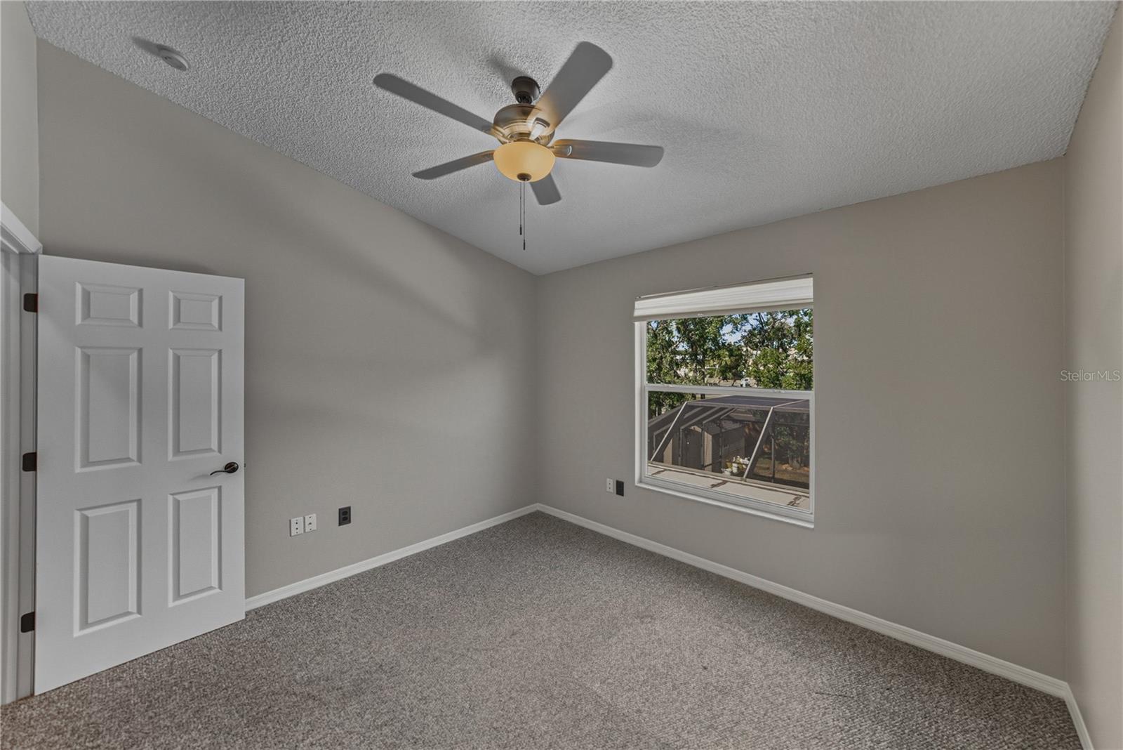 Image 50 of 71 For 1751 Split Fork Drive