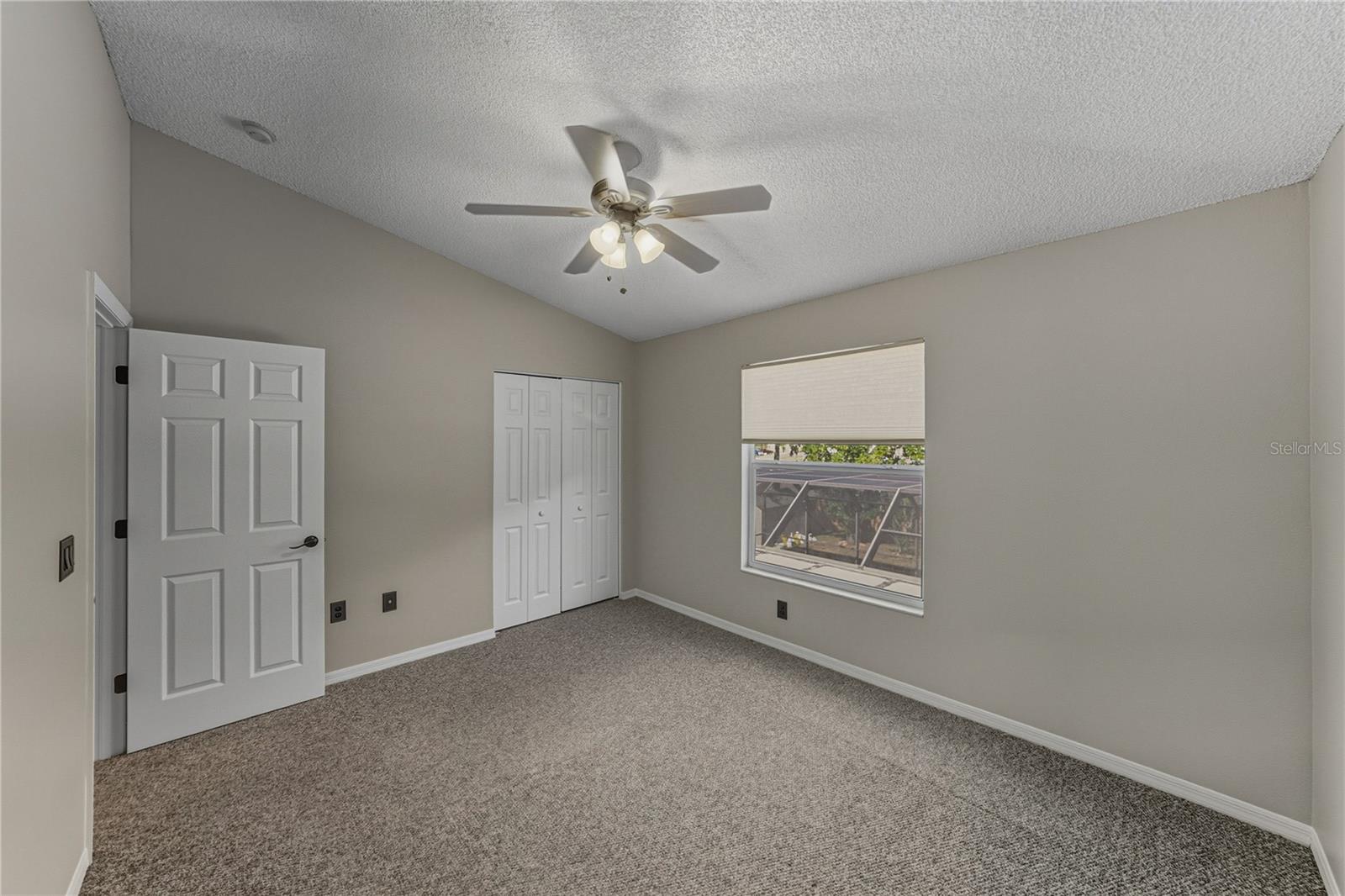 Image 53 of 71 For 1751 Split Fork Drive