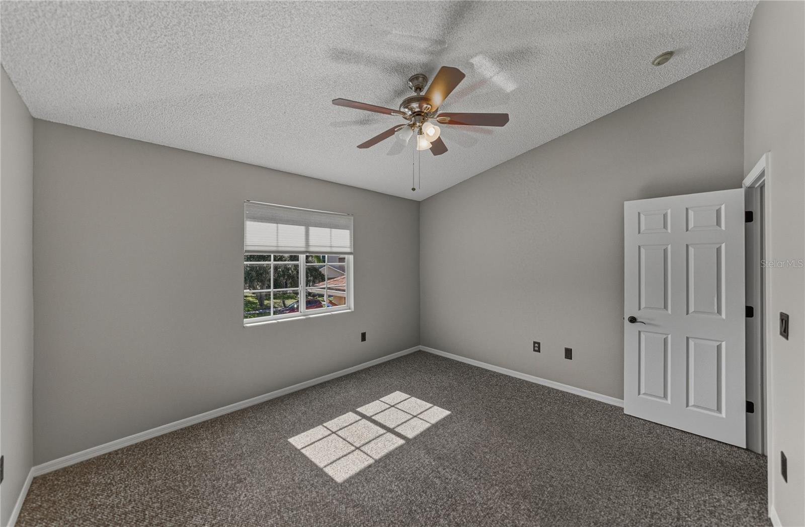 Image 58 of 71 For 1751 Split Fork Drive