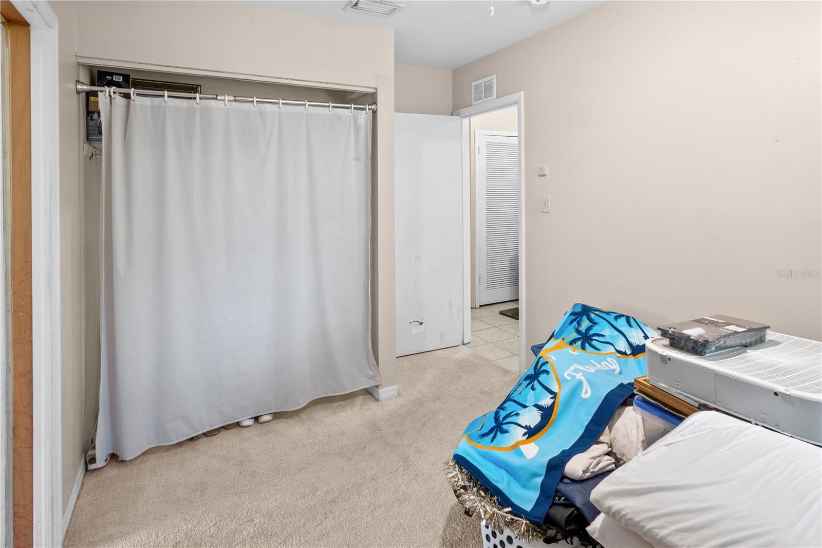 Image 19 of 28 For 8318 Dahlia Avenue