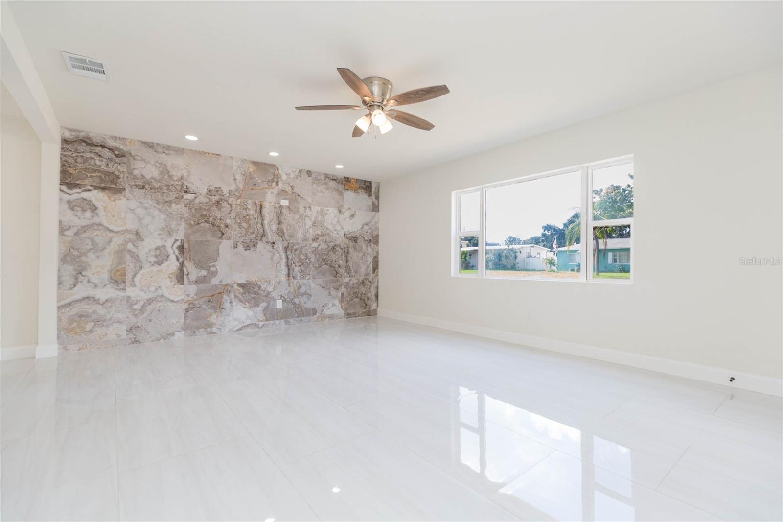 Image 12 of 50 For 4083 31st Avenue N