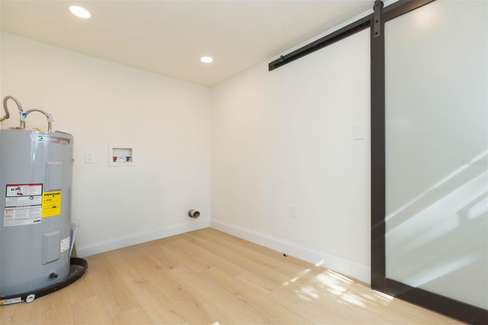 Image 17 of 50 For 4083 31st Avenue N