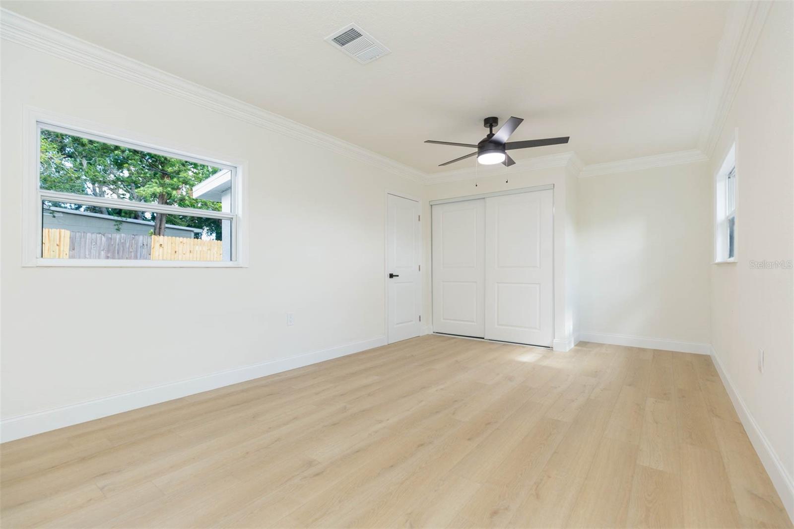 Image 20 of 50 For 4083 31st Avenue N