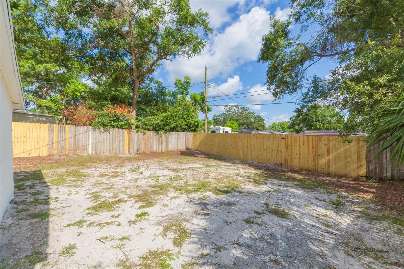 Image 34 of 50 For 4083 31st Avenue N