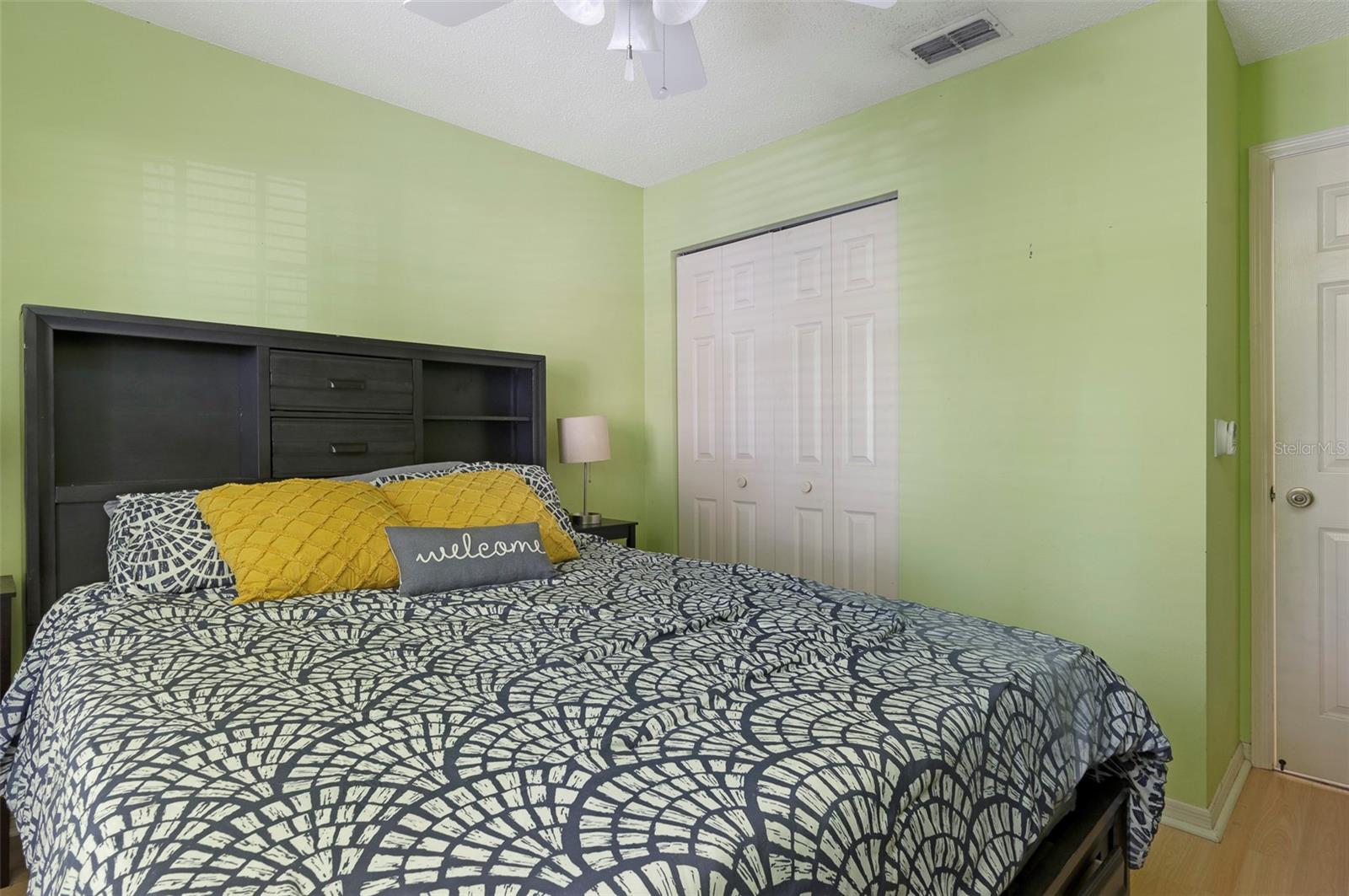 Listing photo id 24 for 1052 Malletwood Drive