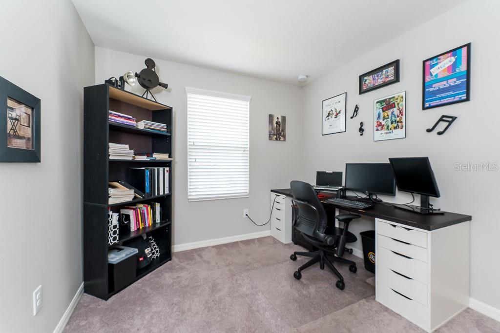 Image 20 of 26 For 7112 Summer Holly Place