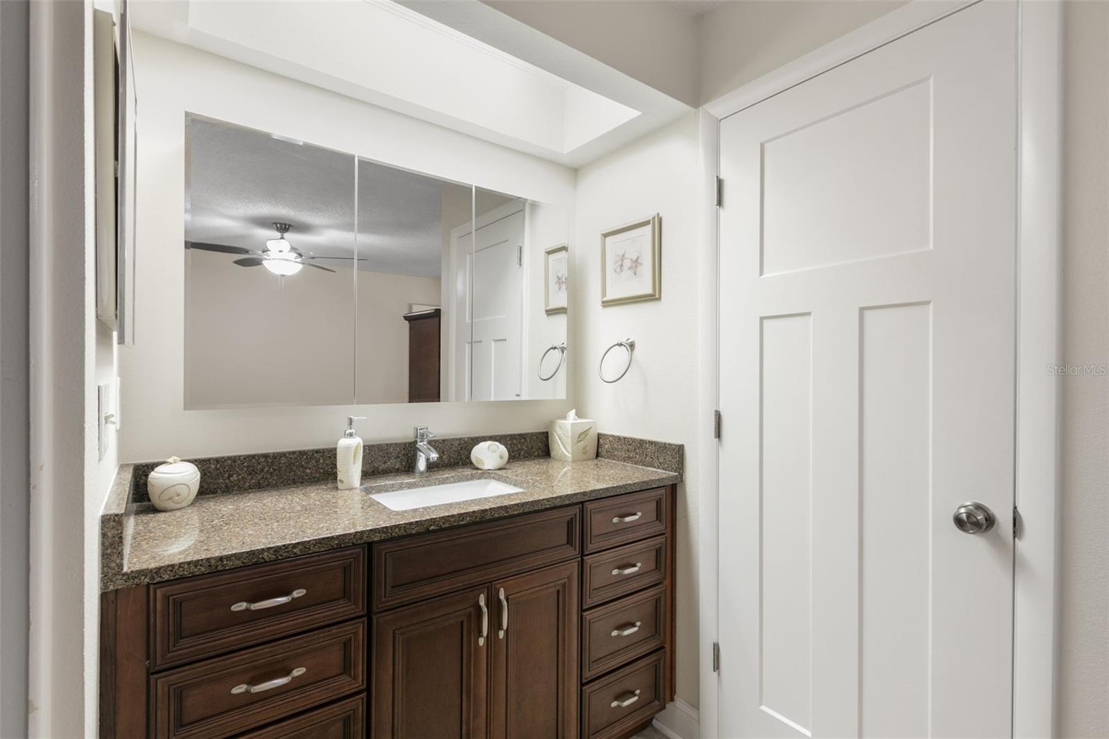 Image 16 of 31 For 3412 Masters Drive N 3412