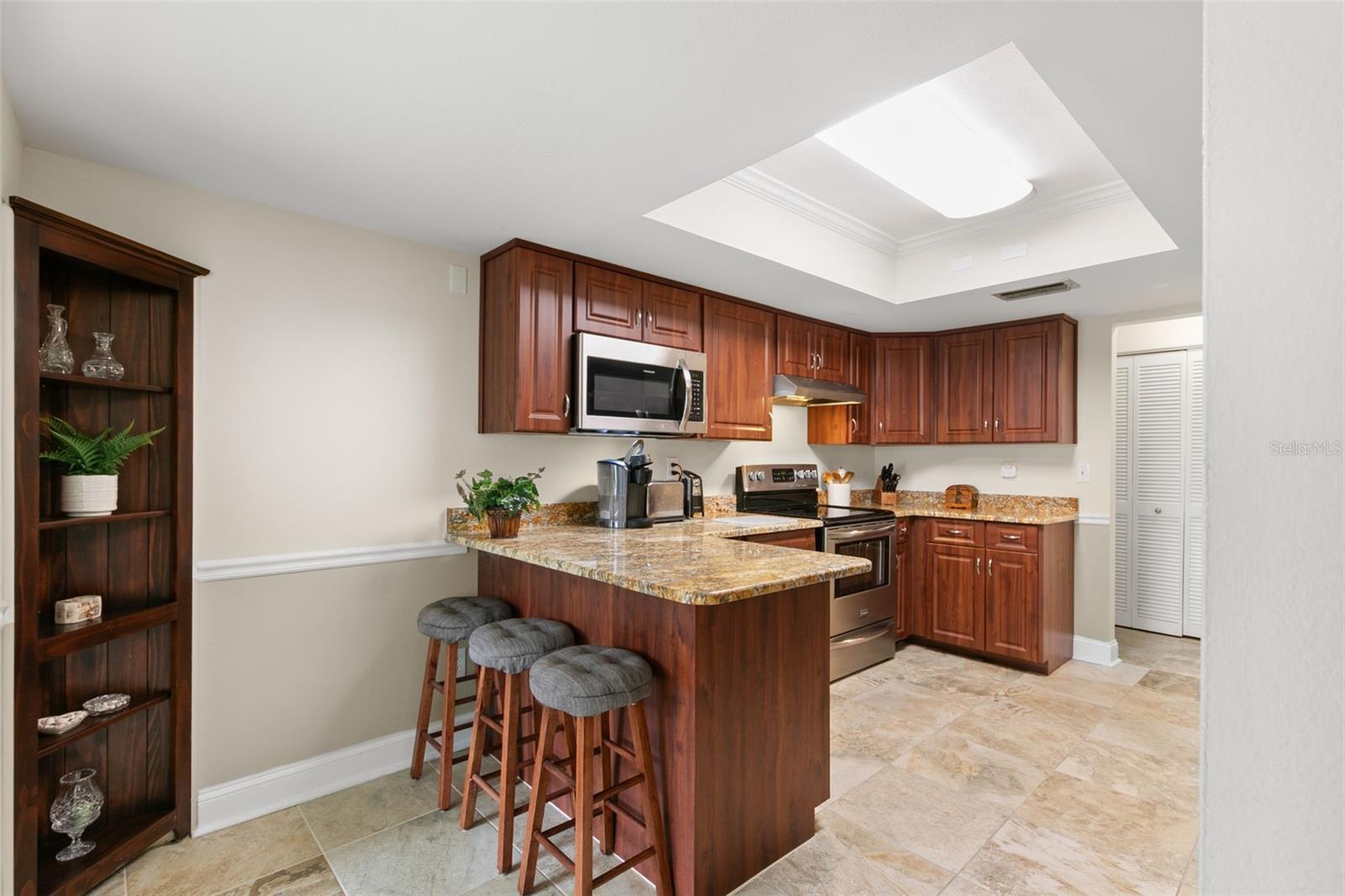 Image 9 of 31 For 3412 Masters Drive N 3412
