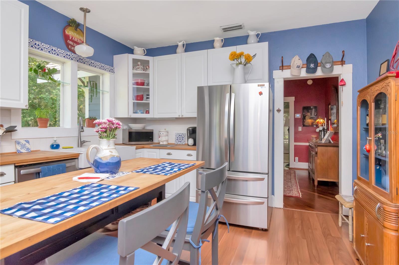 Image 11 of 78 For 128 Montclair Avenue