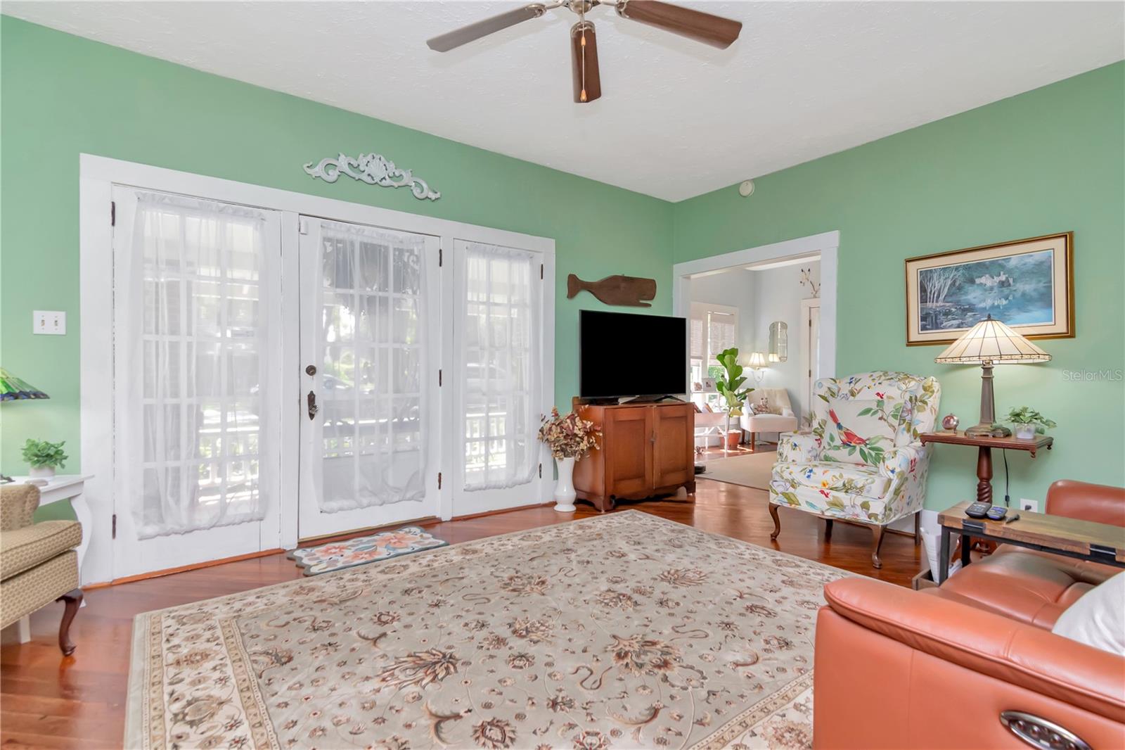 Image 6 of 78 For 128 Montclair Avenue