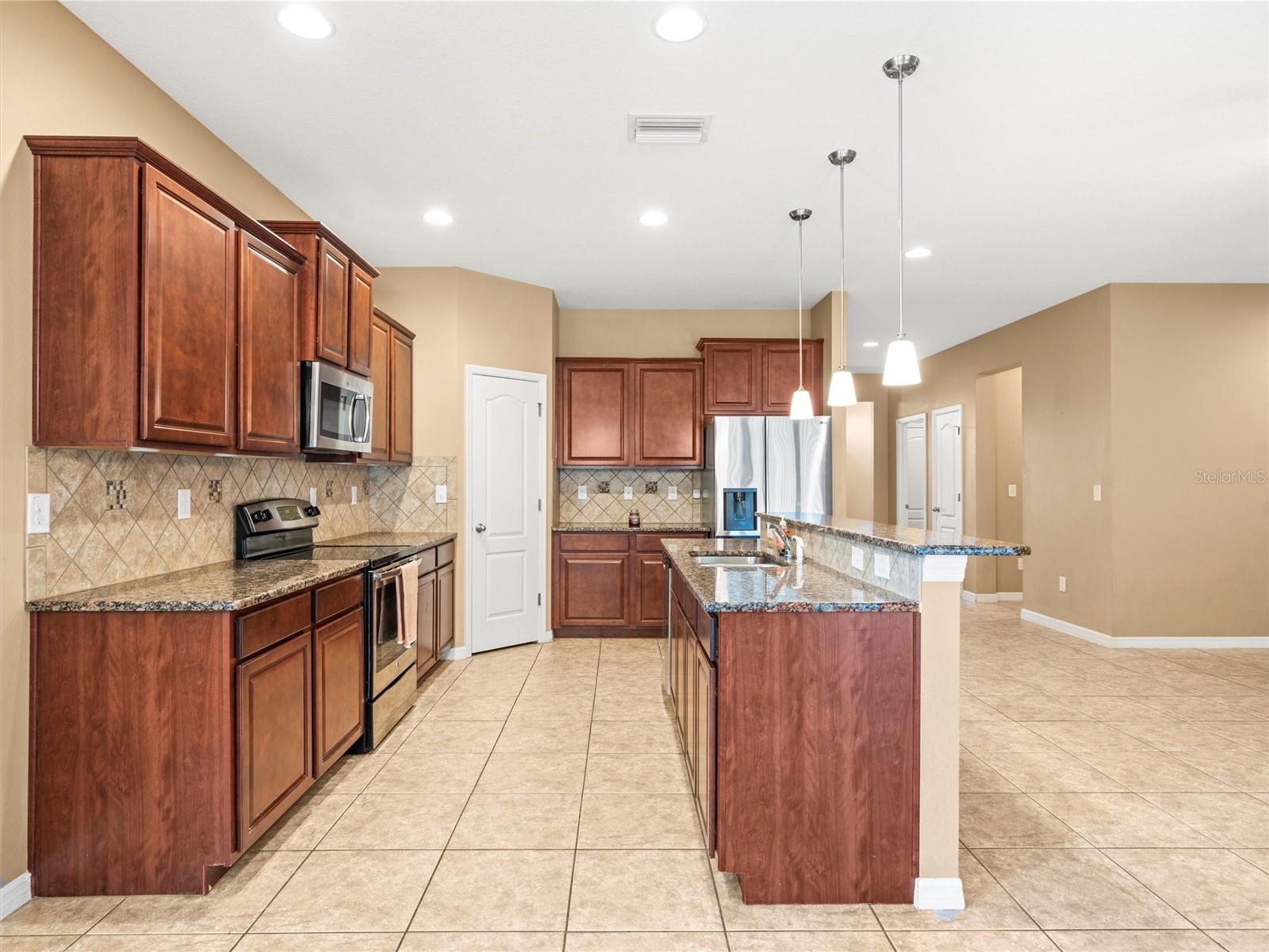 Image 11 of 47 For 2559 Bartolo Drive