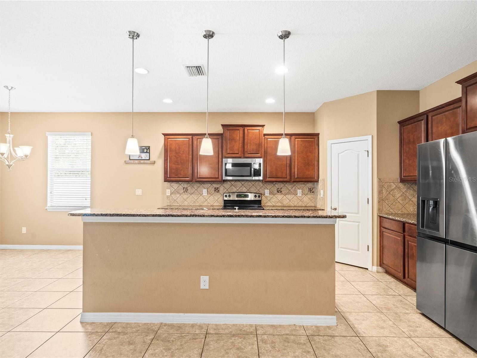 Image 13 of 47 For 2559 Bartolo Drive