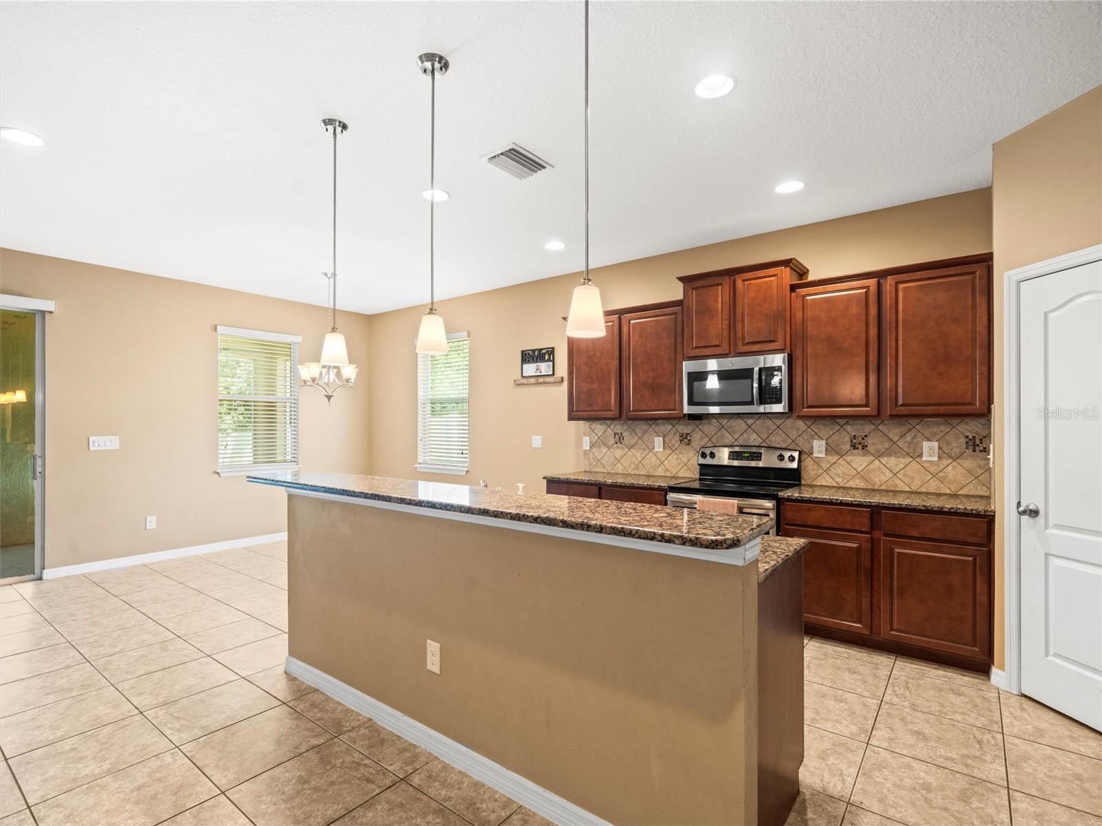Image 14 of 47 For 2559 Bartolo Drive