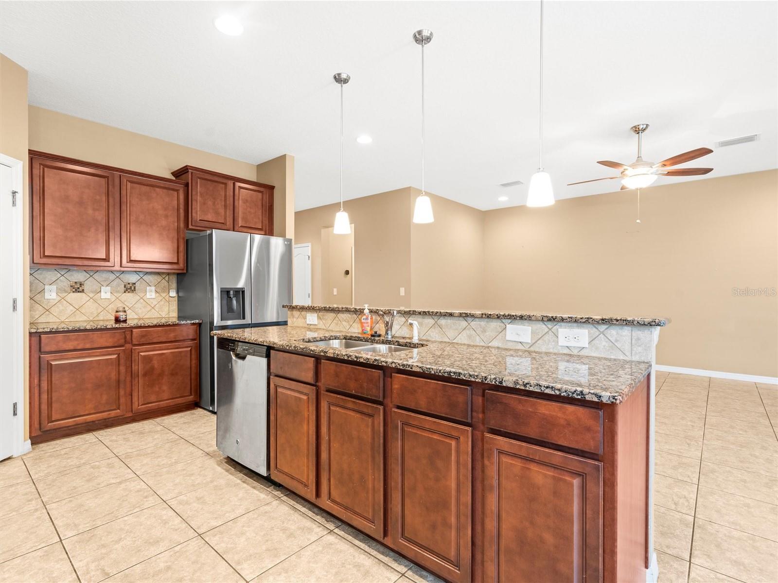 Image 20 of 47 For 2559 Bartolo Drive