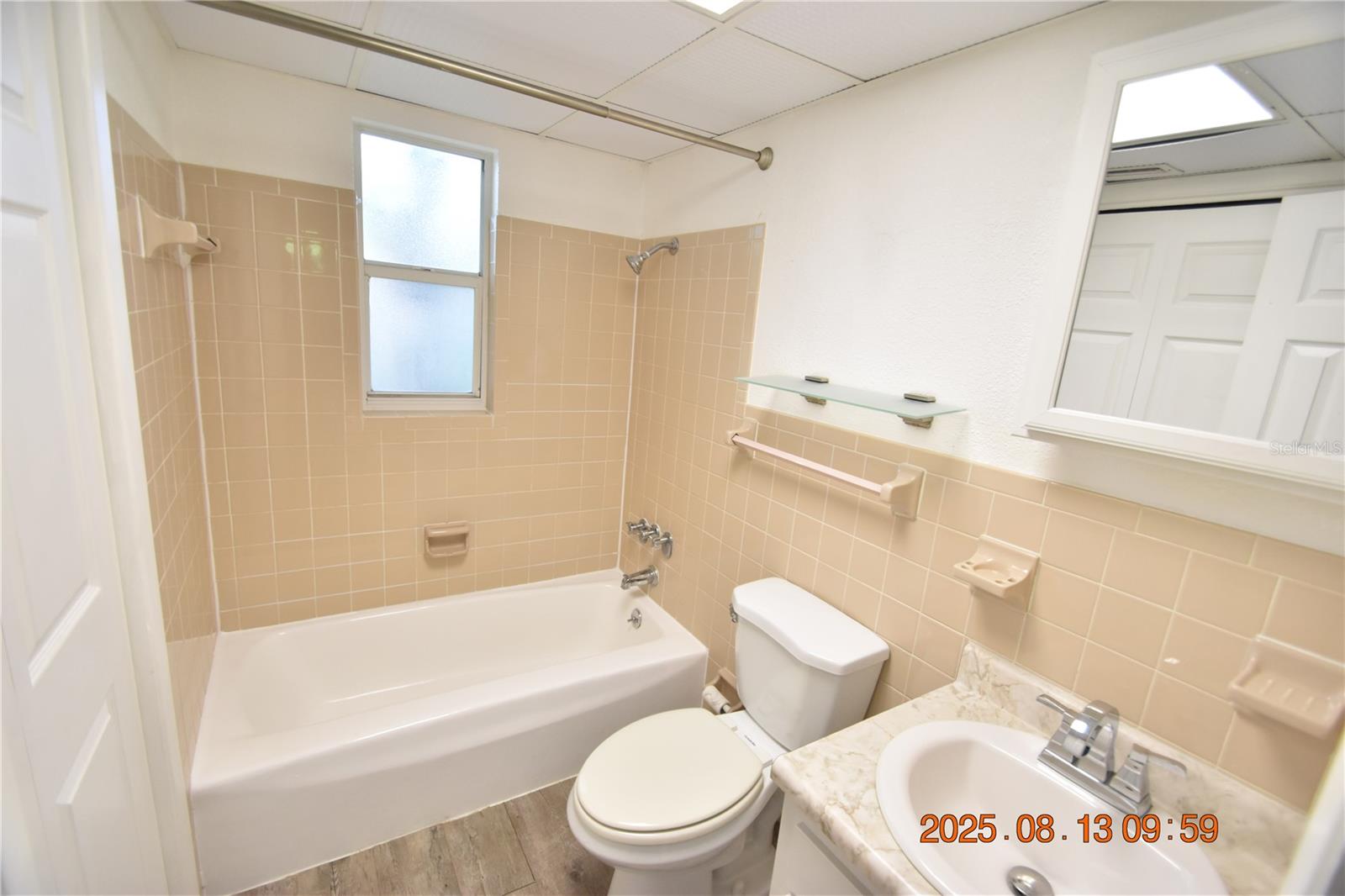 Image 18 of 18 For 304 Danube Avenue 10