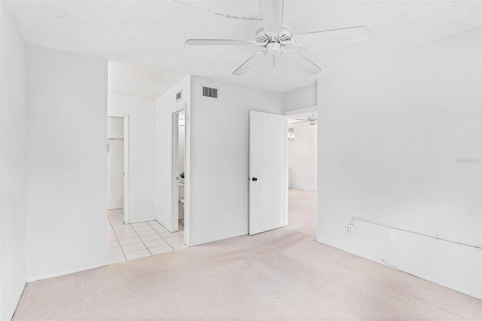 Image 12 of 40 For 14130 Rosemary Lane 5114