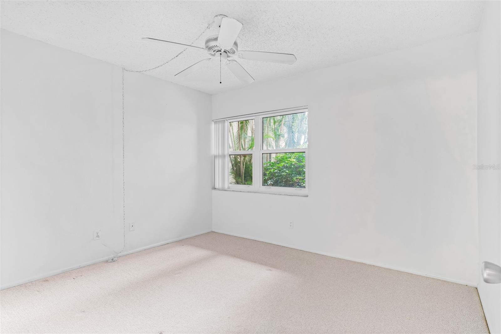 Image 29 of 40 For 14130 Rosemary Lane 5114