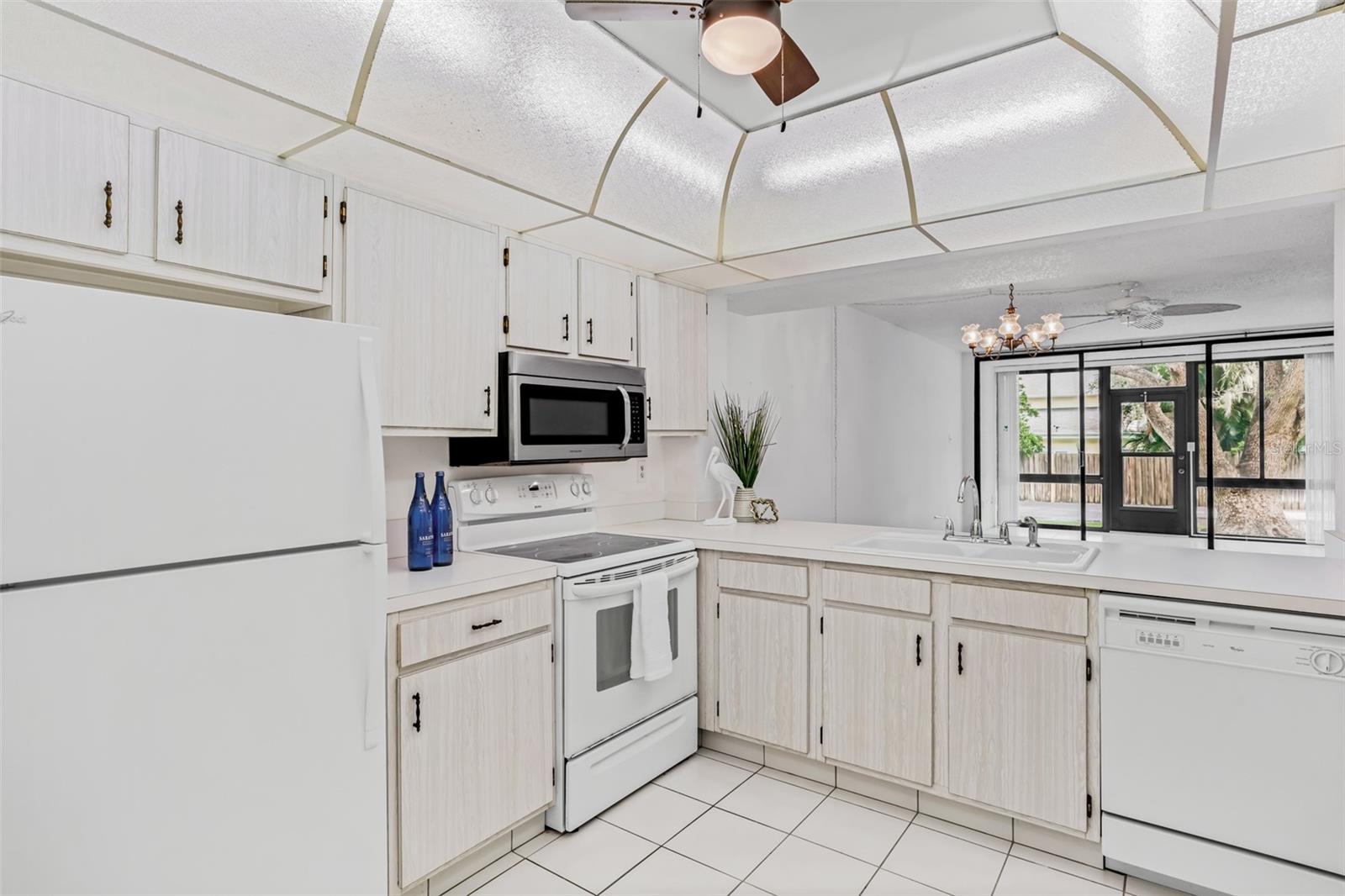 Image 5 of 40 For 14130 Rosemary Lane 5114