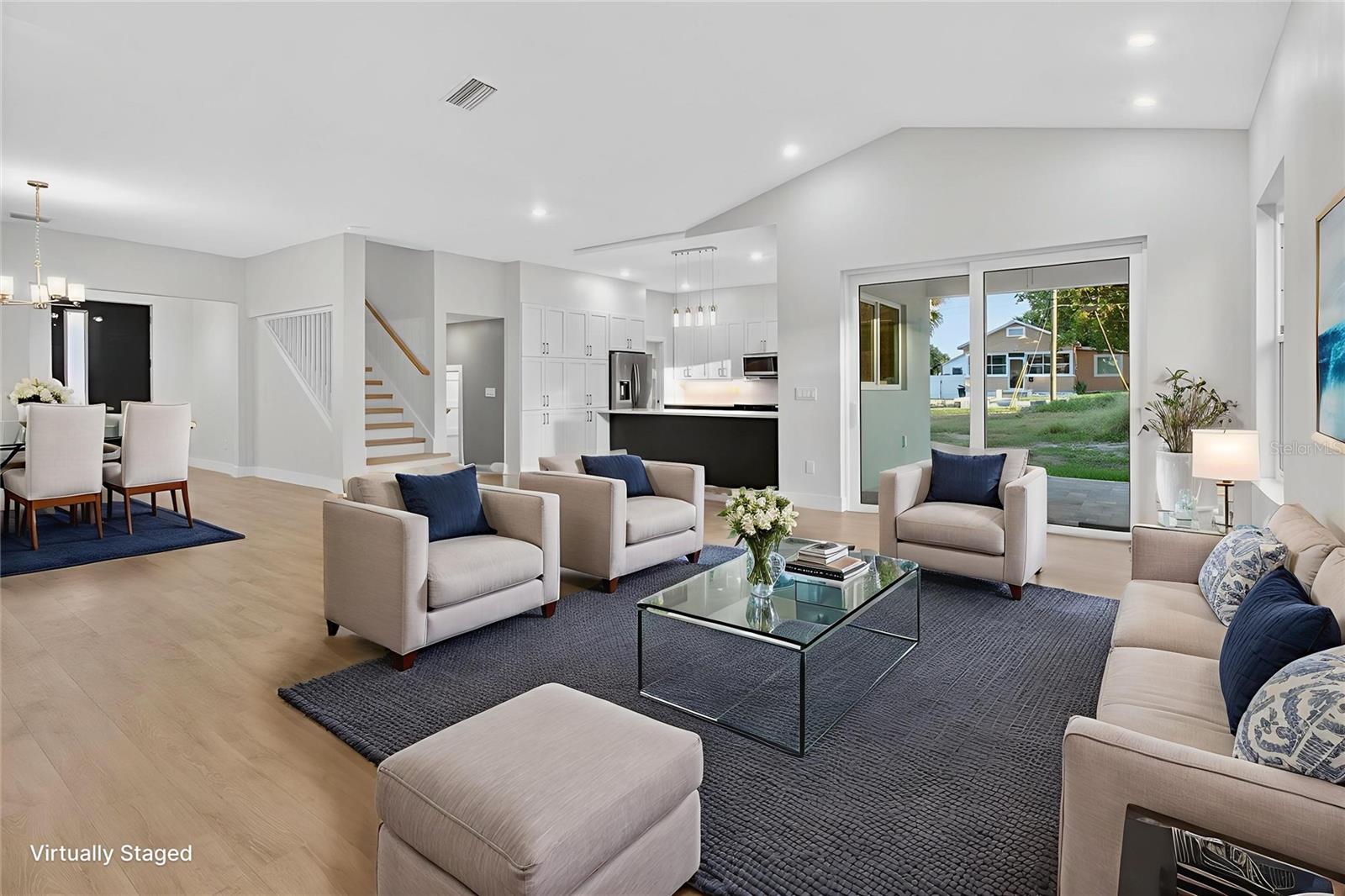 Image 19 of 96 For 207 Athens Street