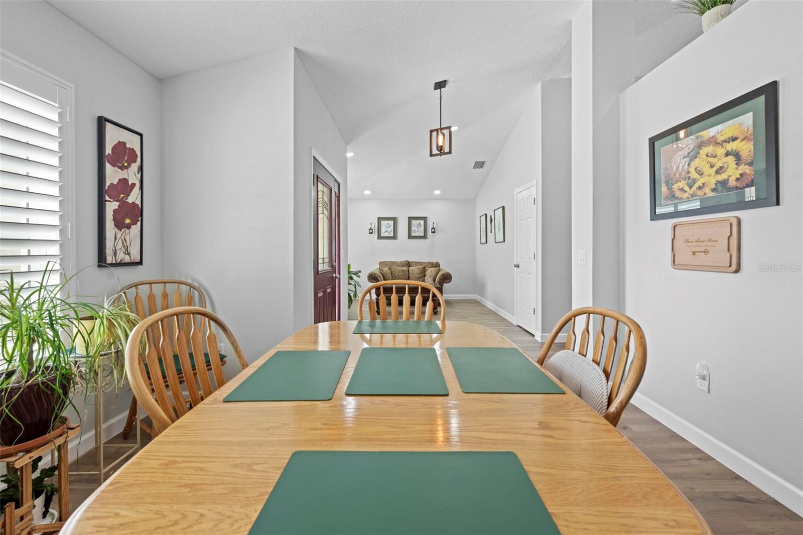 Image 11 of 61 For 13481 Cormorant Road