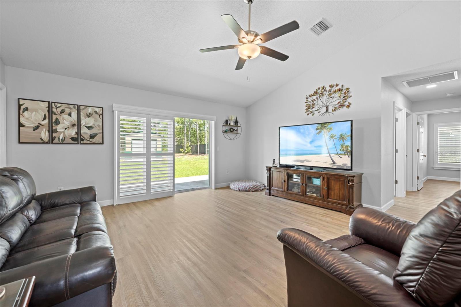 Image 28 of 61 For 13481 Cormorant Road