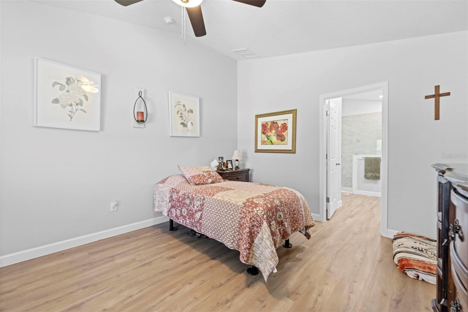 Image 35 of 61 For 13481 Cormorant Road