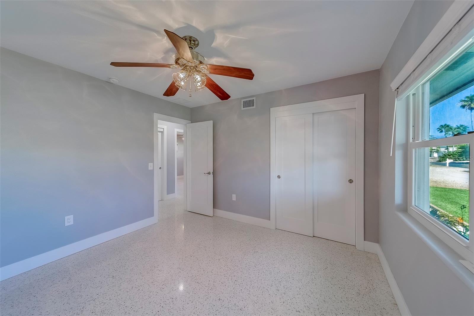 Image 18 of 74 For 110 21st Street