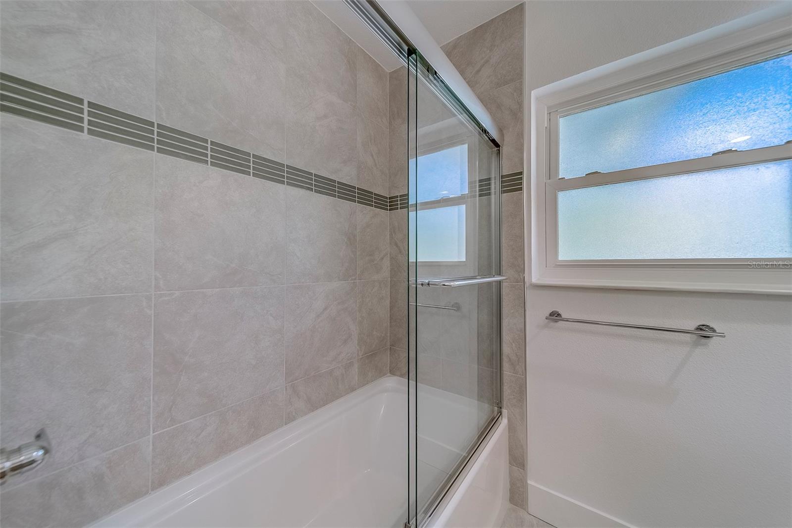 Image 21 of 74 For 110 21st Street