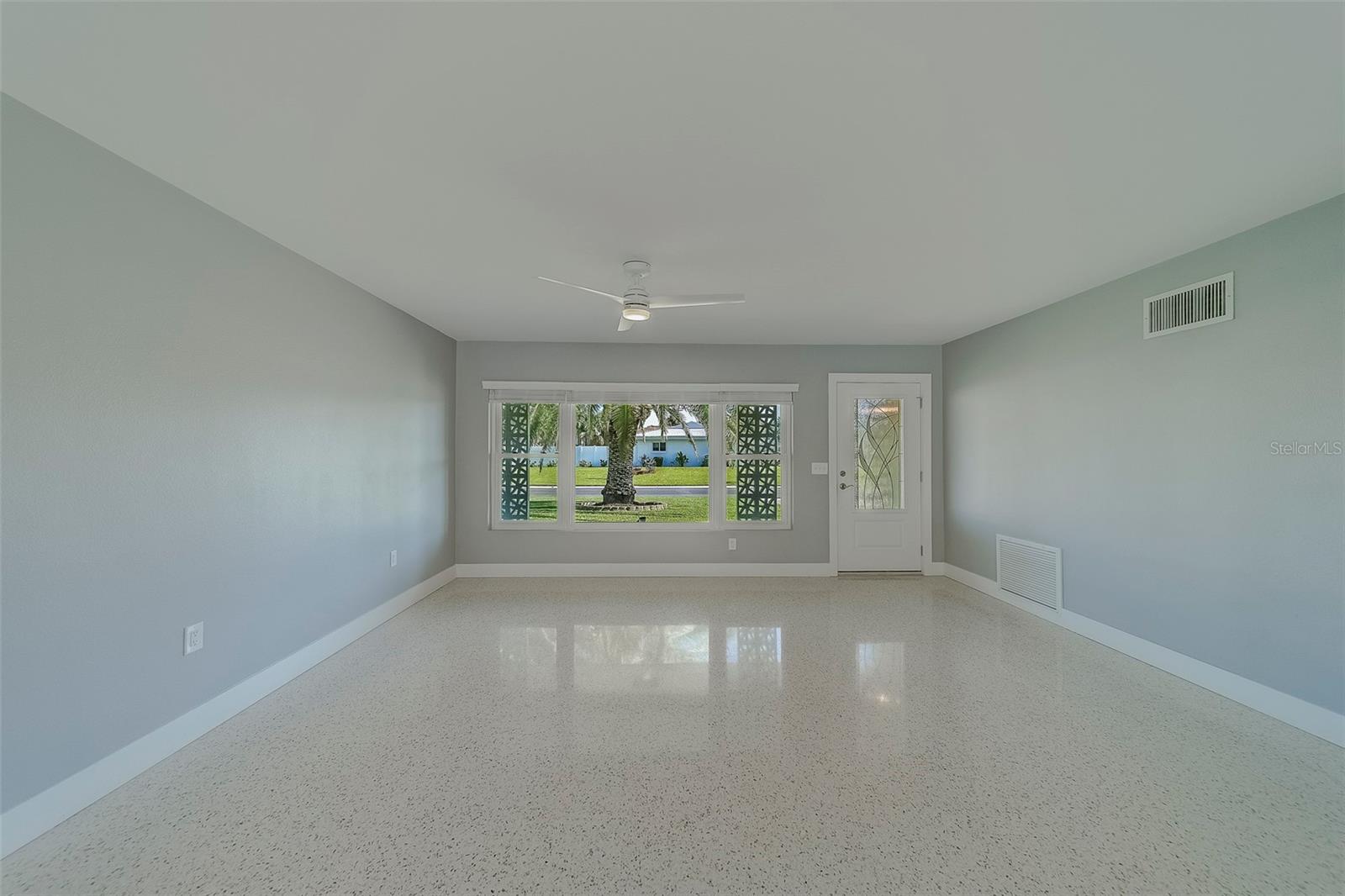 Image 3 of 74 For 110 21st Street