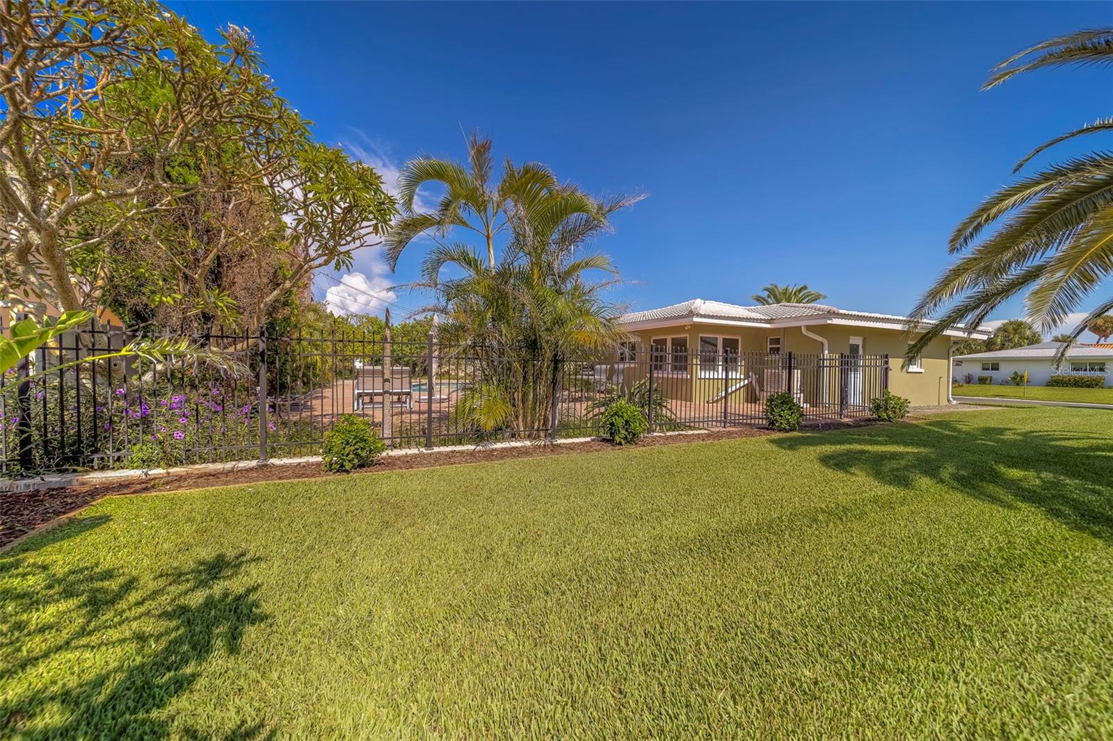 Image 49 of 74 For 110 21st Street