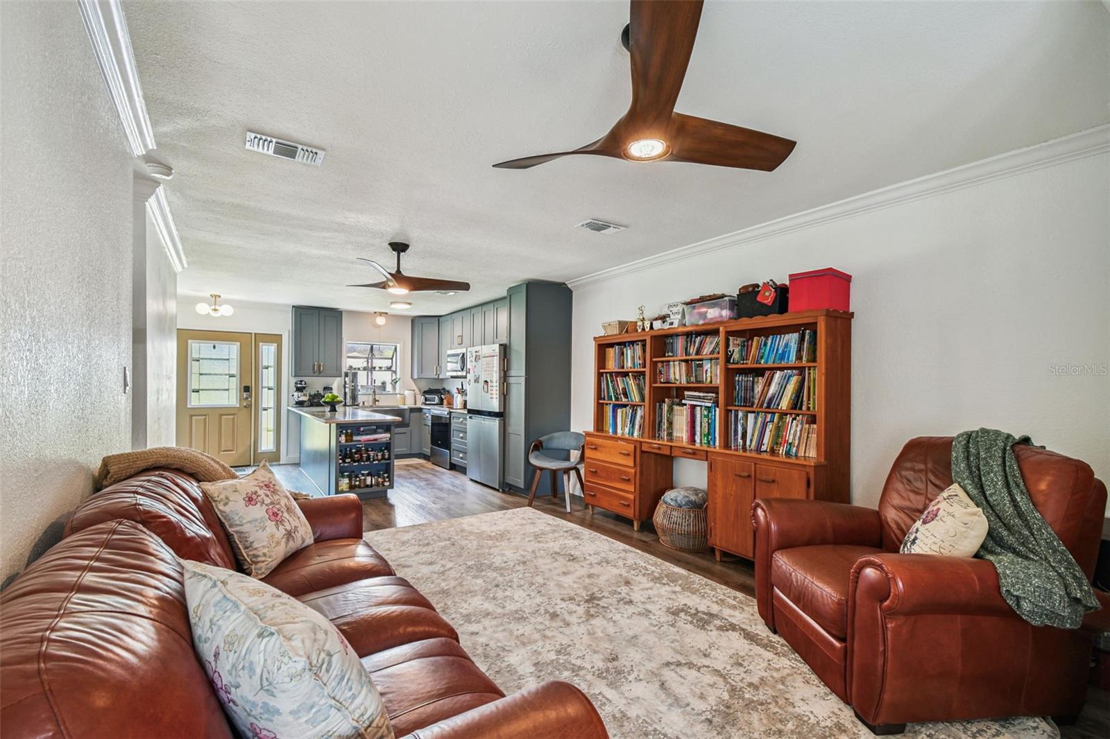Image 7 of 67 For 7327 Winchester Drive