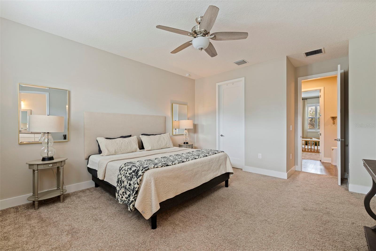 Image 21 of 42 For 1180 25th Street N