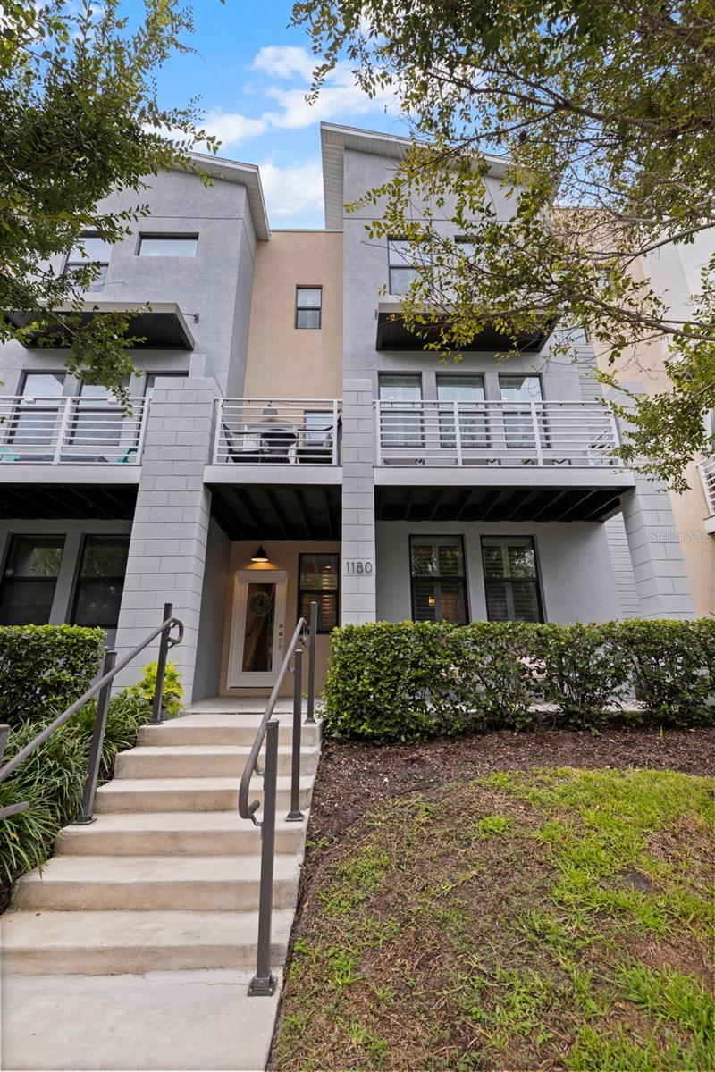 Image 3 of 42 For 1180 25th Street N