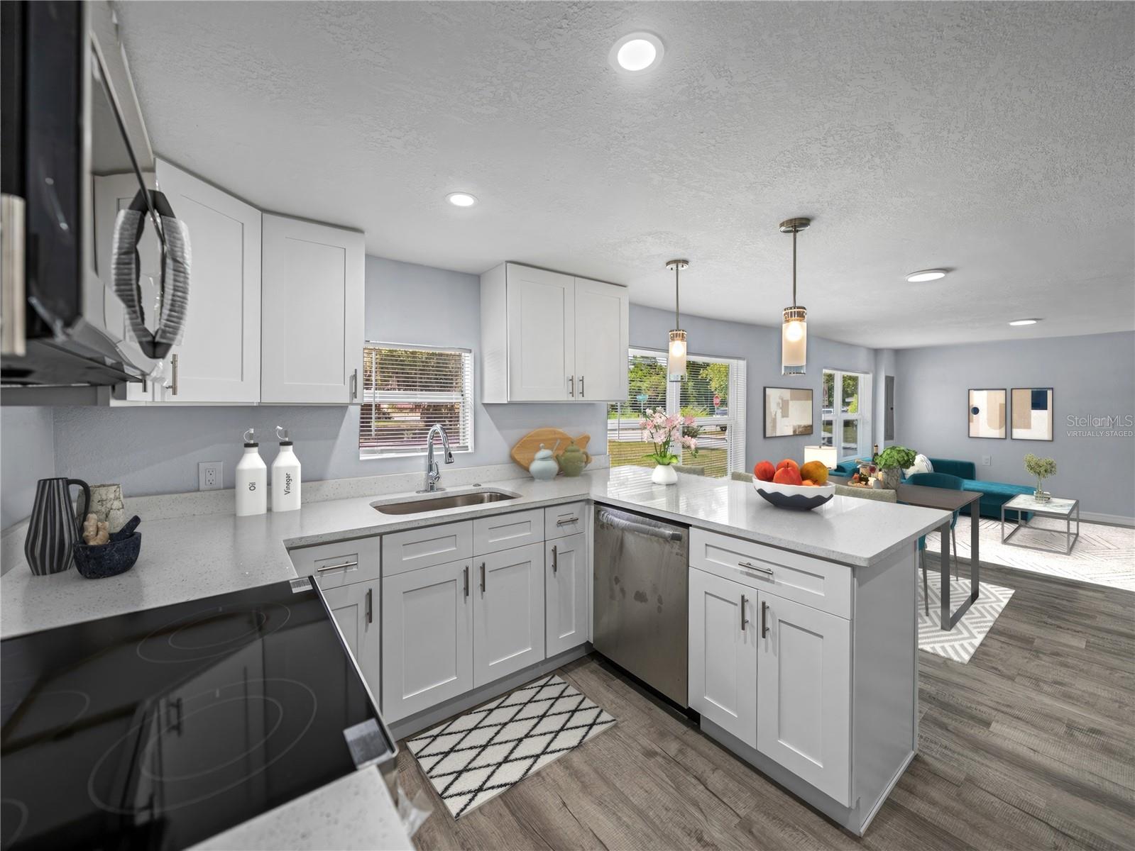 Image 12 of 42 For 810 Maple Avenue