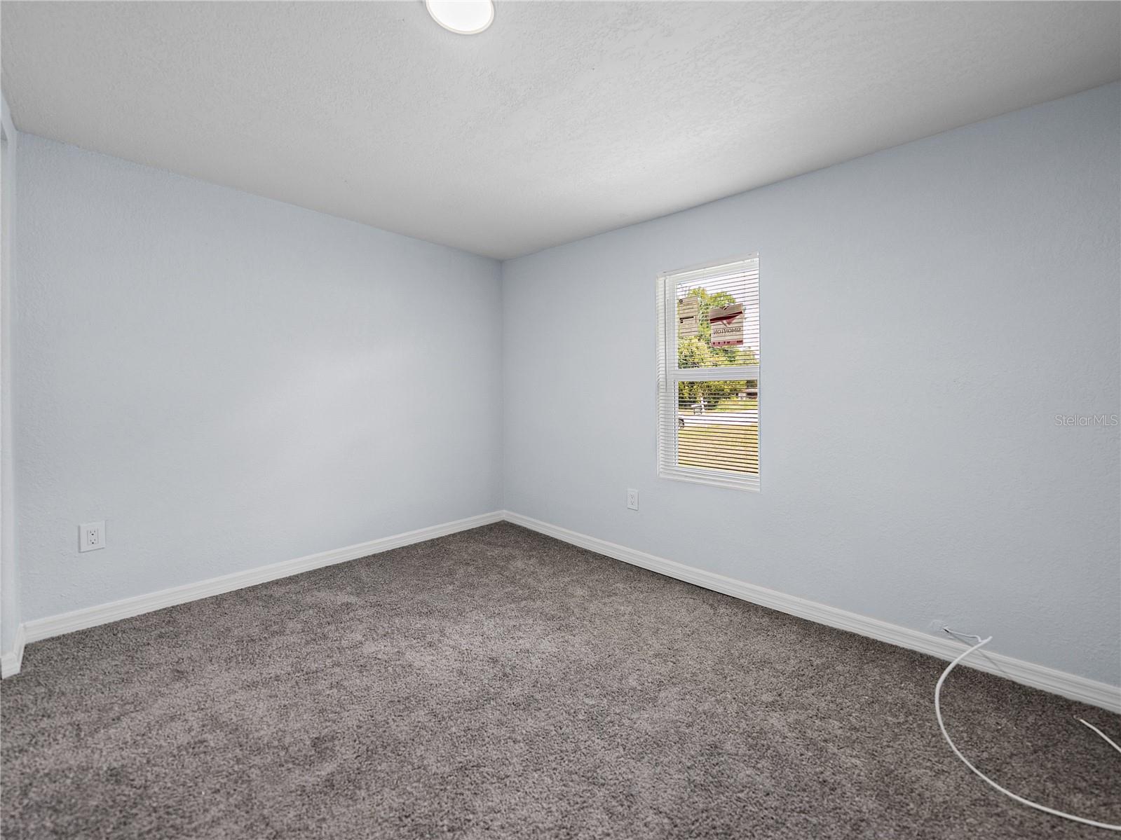 Image 23 of 42 For 810 Maple Avenue