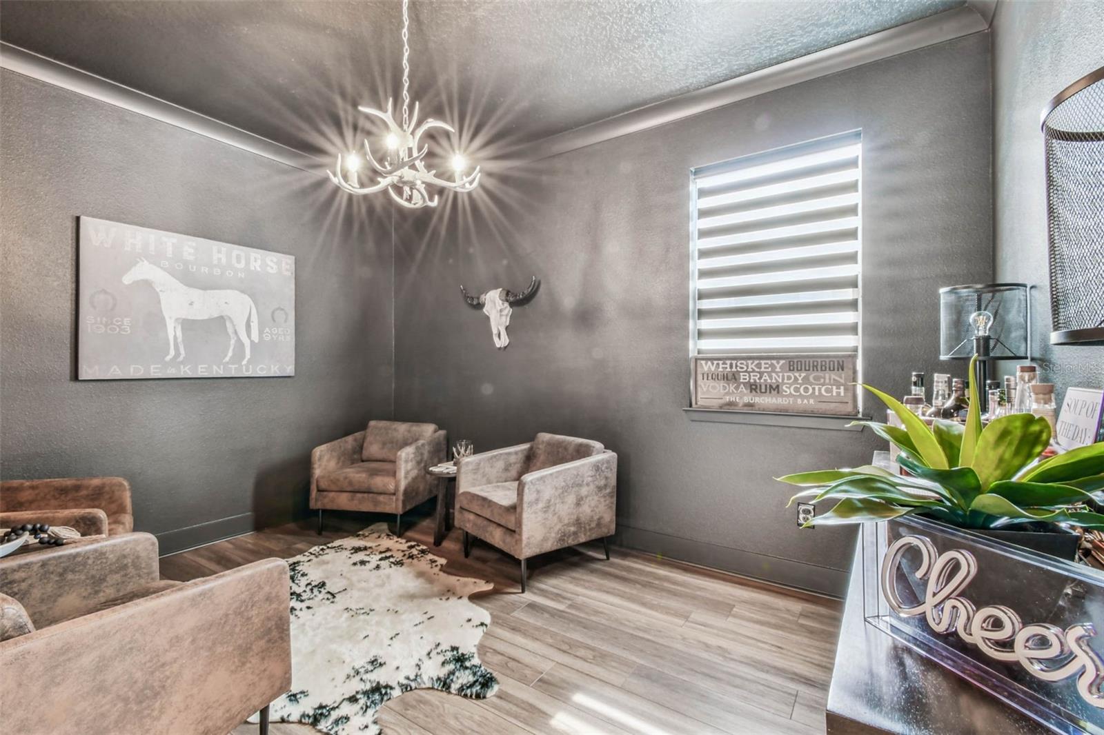 Listing photo id 12 for 31854 Asbury Avenue