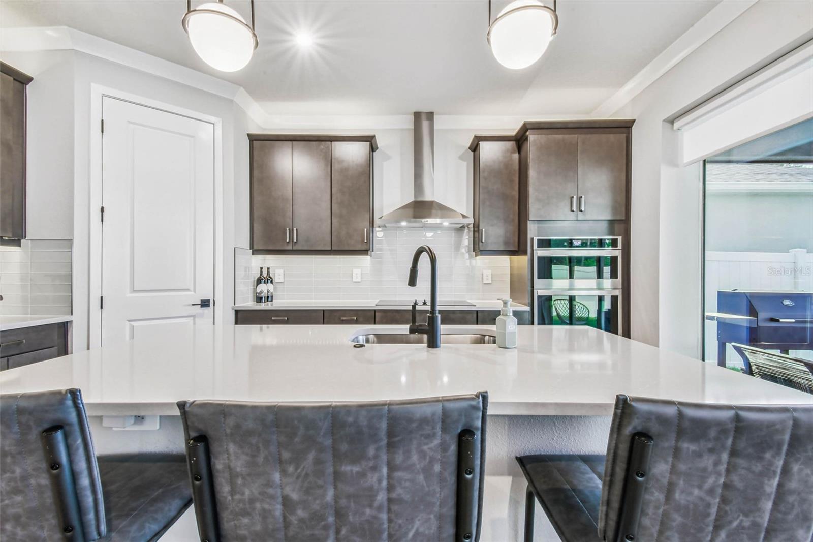 Listing photo id 21 for 31854 Asbury Avenue