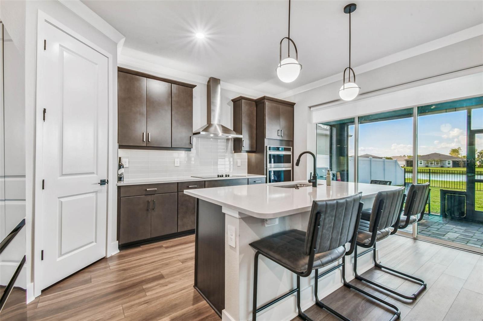 Listing photo id 22 for 31854 Asbury Avenue