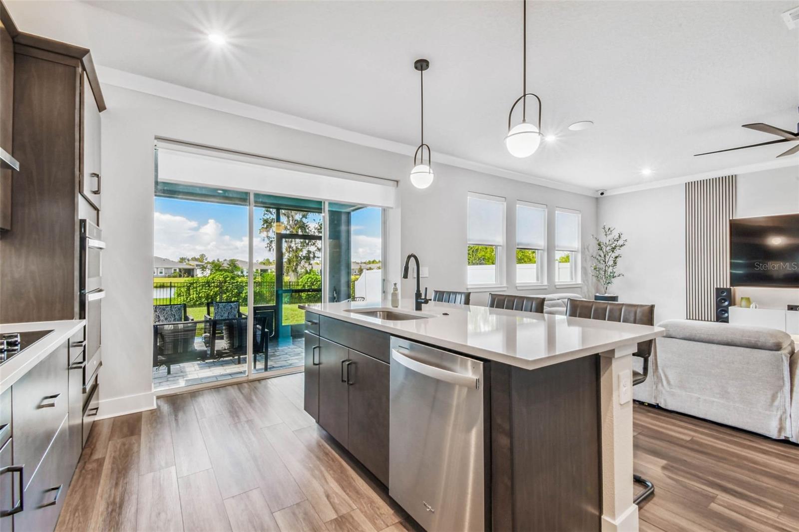 Listing photo id 23 for 31854 Asbury Avenue