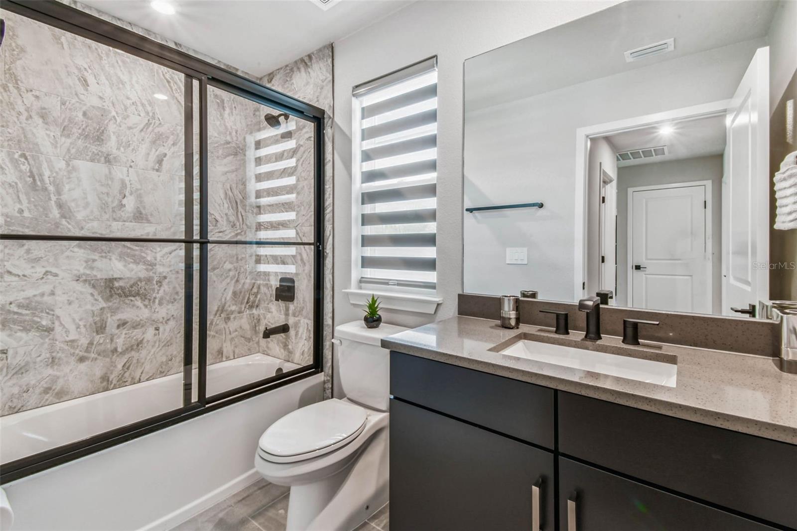 Listing photo id 37 for 31854 Asbury Avenue