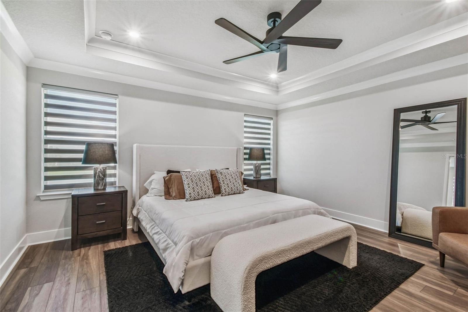 Listing photo id 43 for 31854 Asbury Avenue