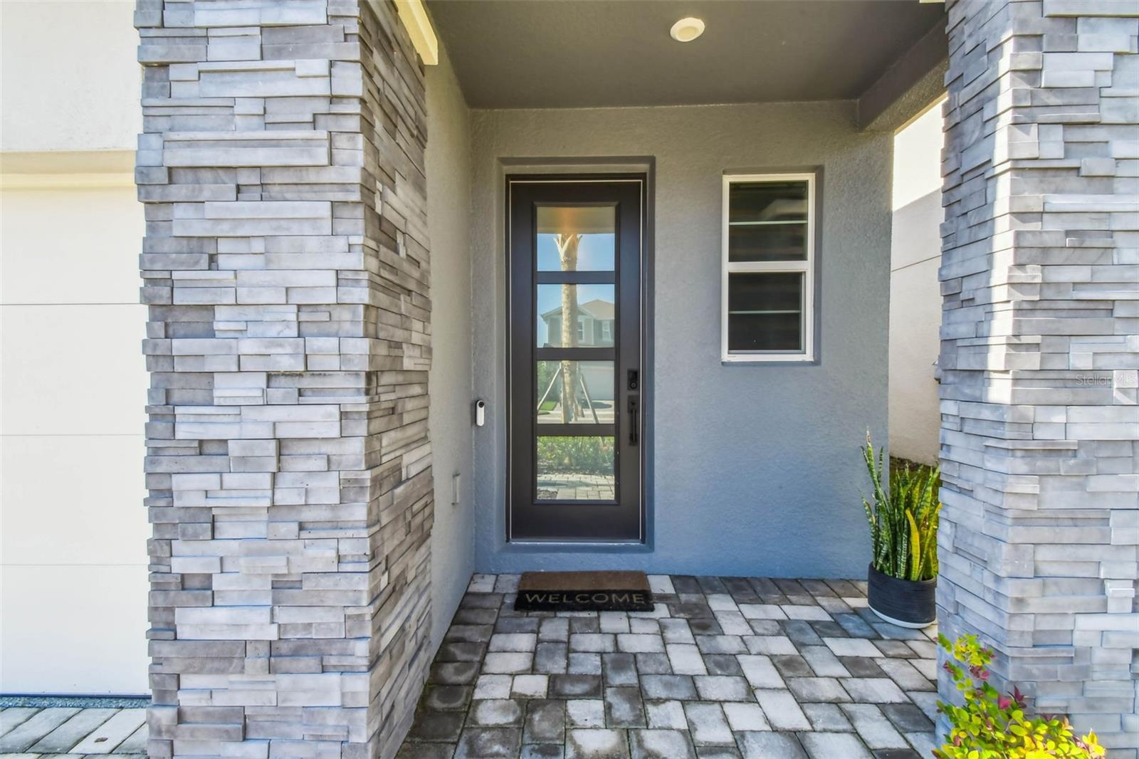 Listing photo id 5 for 31854 Asbury Avenue